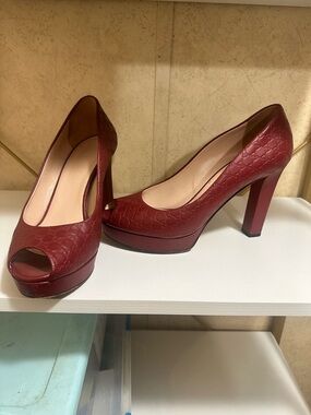 Gucci Burgundy Peep-Toe Platform Pumps